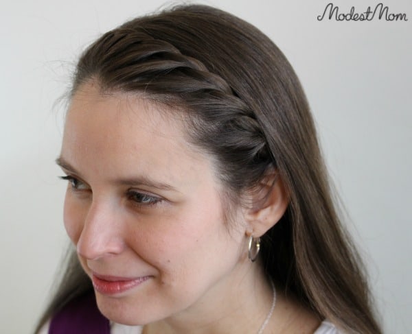 Rope Twist Headband, a cute way to style your hair as you grow your bangs out!